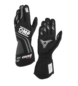 2024 OMP One Evo X, FIA ръкавици